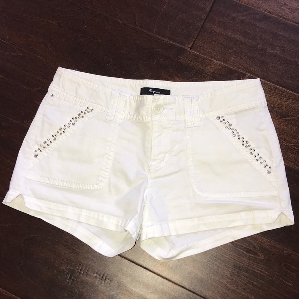 White express shorts